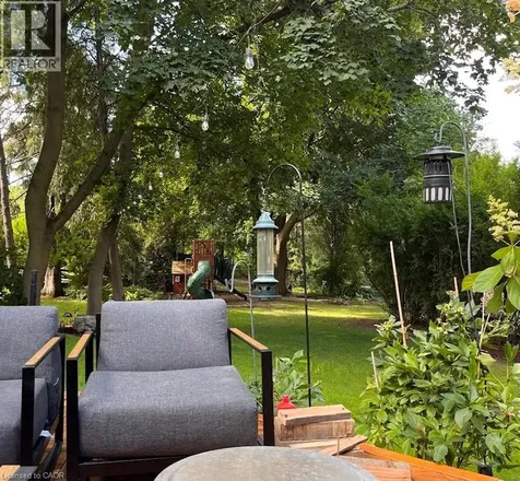 115 Roslin Avenue South Waterloo ON N2L 2H3