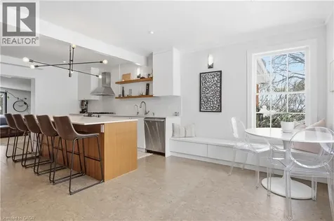 115 Roslin Avenue South Waterloo ON N2L 2H3