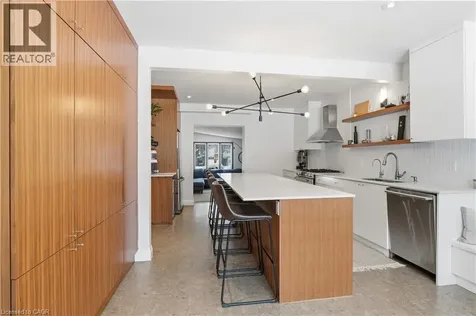 115 Roslin Avenue South Waterloo ON N2L 2H3