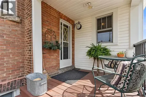 52 Cross Street Chatham ON N7M 1K7