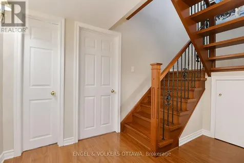 65 Whitemarl Drive Ottawa ON K1L 8J9