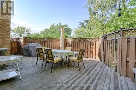 65 Whitemarl Drive Ottawa ON K1L 8J9