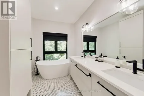 74 Arthur Street East Blue Mountains ON N0H 2P0