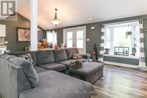 67 Constance Boulevard Wasaga Beach ON L9Z 2Y3