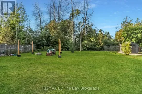 67 Constance Boulevard Wasaga Beach ON L9Z 2Y3