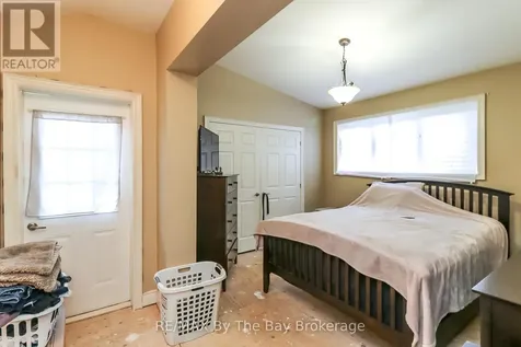 67 Constance Boulevard Wasaga Beach ON L9Z 2Y3