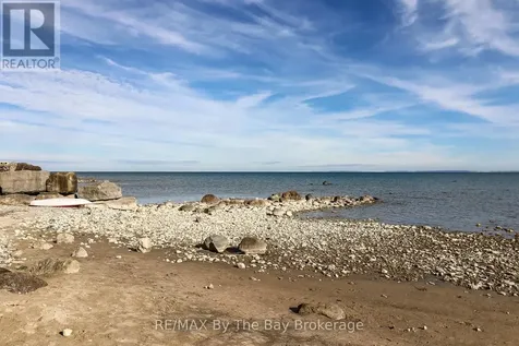 67 Constance Boulevard Wasaga Beach ON L9Z 2Y3