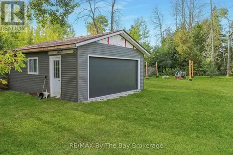 67 Constance Boulevard Wasaga Beach ON L9Z 2Y3