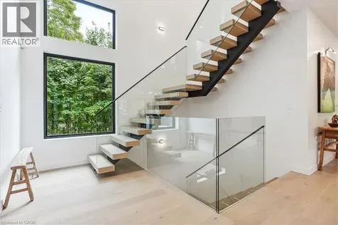114 Reding Road Ancaster ON L9G 1M8