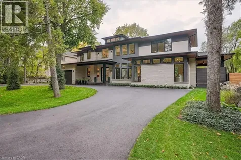 114 Reding Road Ancaster ON L9G 1M8