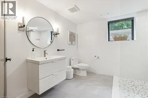 114 Reding Road Ancaster ON L9G 1M8