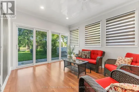 731 Francie Lane Laurentian Valley ON K8A 6W2