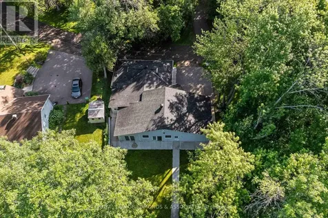 731 Francie Lane Laurentian Valley ON K8A 6W2