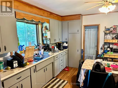 439629 Sydenham-lakeshore Drive Meaford ON N0H 1B0
