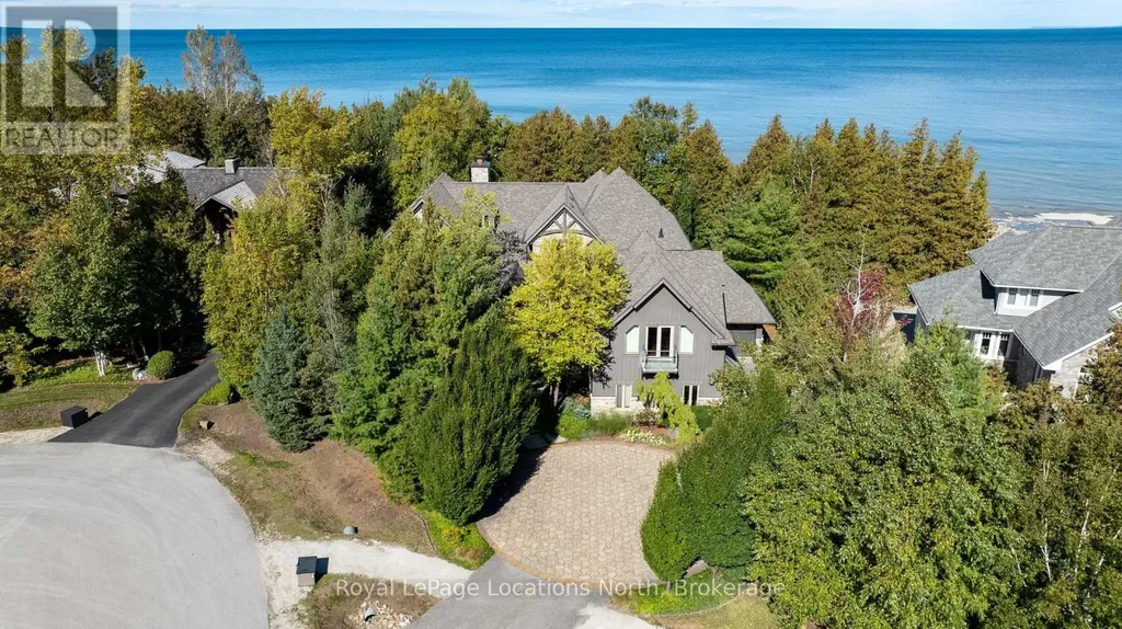 115 Ellis Drive Blue Mountains ON N0H 1J0
