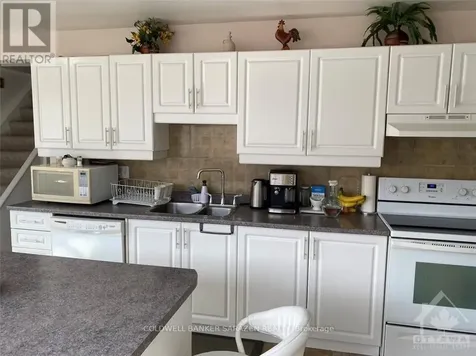 8715 Bank Street Ottawa ON K0A 3J0