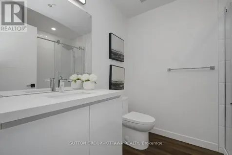 399 Winston Avenue Ottawa ON K2A 1Y8