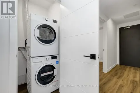 399 Winston Avenue Ottawa ON K2A 1Y8