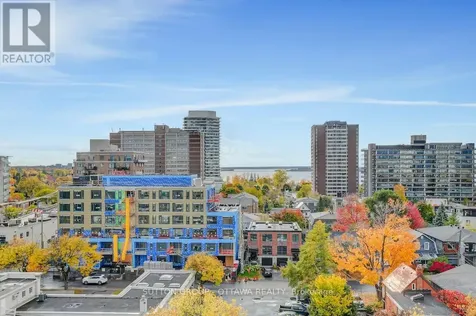 399 Winston Avenue Ottawa ON K2A 1Y8
