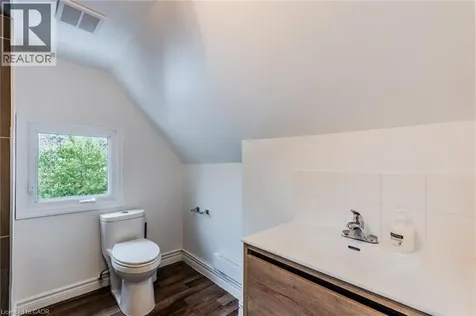 49 Myrtle Avenue Hamilton ON L8M 2E8