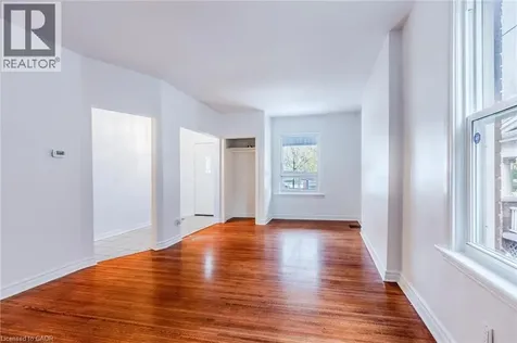 49 Myrtle Avenue Hamilton ON L8M 2E8