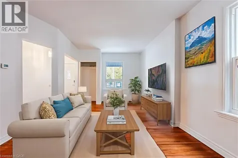 49 Myrtle Avenue Hamilton ON L8M 2E8