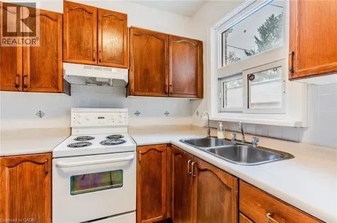49 Myrtle Avenue Hamilton ON L8M 2E8