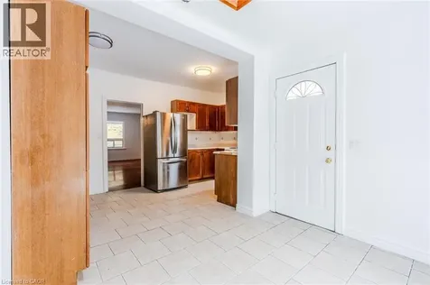49 Myrtle Avenue Hamilton ON L8M 2E8
