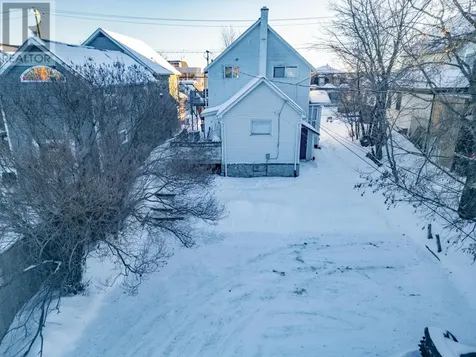 424 Third St S Kenora ON P9N 1J1