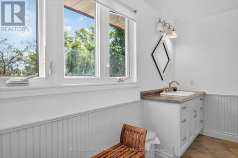 9 Leanne Avenue Otonabee-south Monaghan ON K9J 6X8