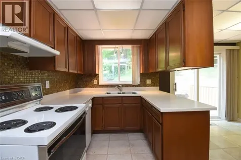30 Terrace Drive Dundas ON L9A 2Y6
