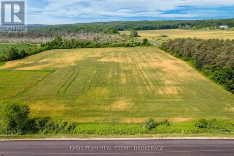 584 Curry Road Penetanguishene ON L9M 2C8