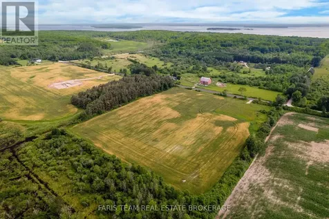 570 Curry Road Penetanguishene ON L9M 2C8