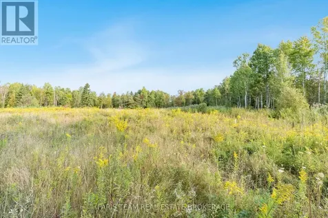 3152 Davis Drive East Gwillimbury ON L3Y 4W1