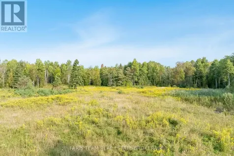 3152 Davis Drive East Gwillimbury ON L3Y 4W1