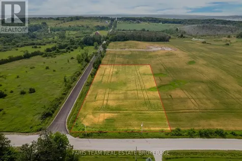 1511 Tay Point Road Penetanguishene ON L9M 2C8