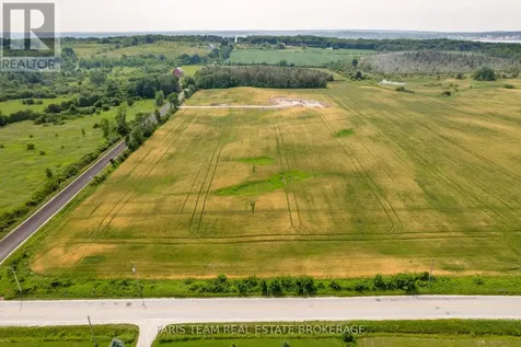 1511 Tay Point Road Penetanguishene ON L9M 2C8