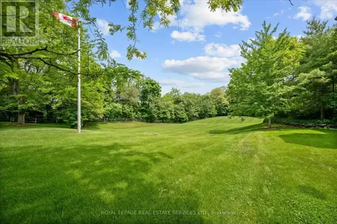 2315 8 Sideroad Burlington ON L7P 0M5
