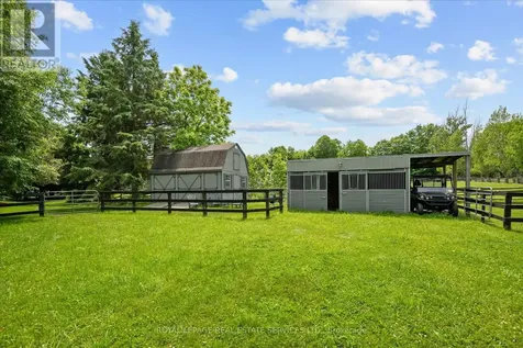 2315 8 Sideroad Burlington ON L7P 0M5