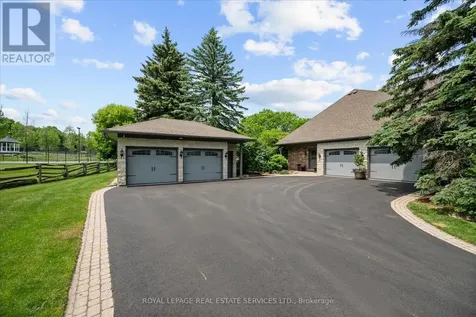 2315 8 Sideroad Burlington ON L7P 0M5