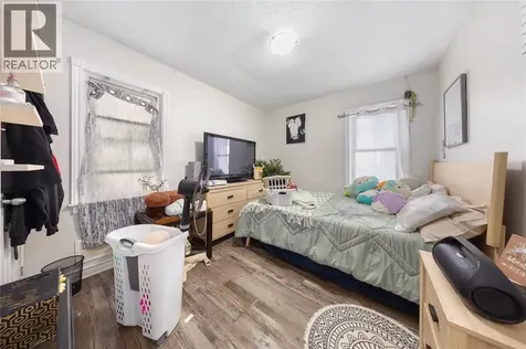 115 Brock Street North Sarnia ON N7T 5Y9