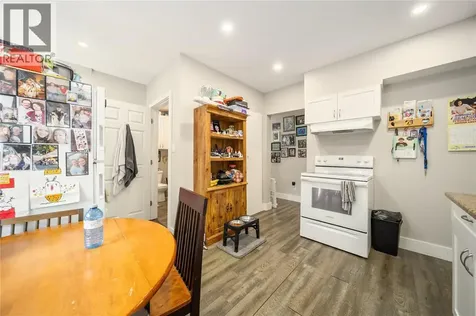 404 Russell Street Sarnia ON N7T 3M7