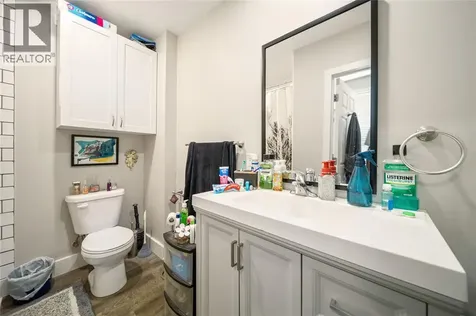 404 Russell Street Sarnia ON N7T 3M7