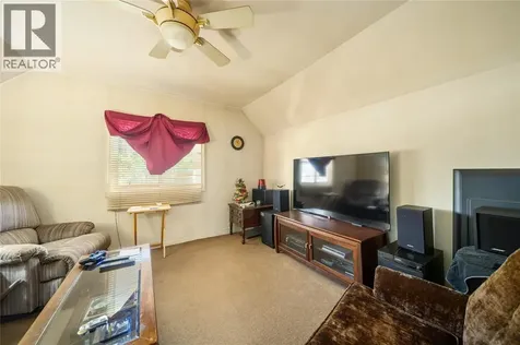 404 Russell Street Sarnia ON N7T 3M7