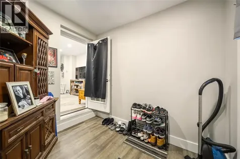 404 Russell Street Sarnia ON N7T 3M7