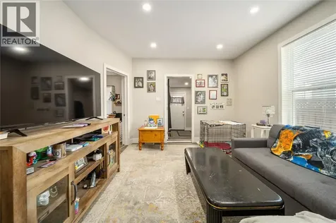 404 Russell Street Sarnia ON N7T 3M7