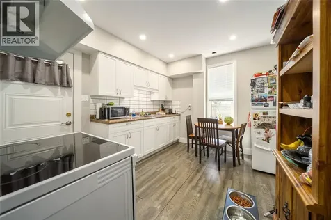 404 Russell Street Sarnia ON N7T 3M7