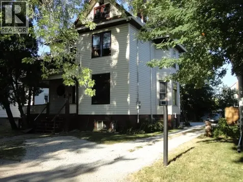 139 Forsyth Street Sarnia ON N7T 3A8