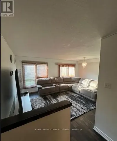 64 Rockcliffe Drive Northwest Kitchener ON N2R 1W5