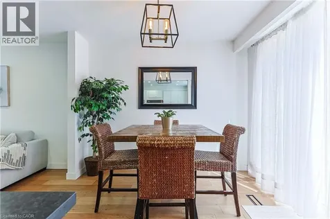 5475 Lakeshore Road Burlington ON L7L 1E1